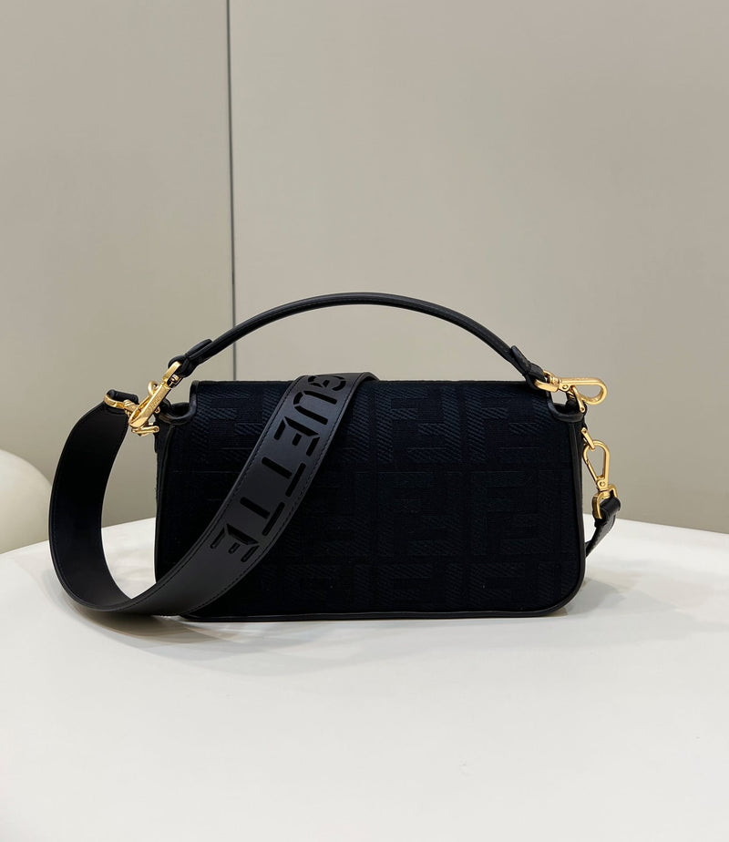 Bolsa FENDI Baguette