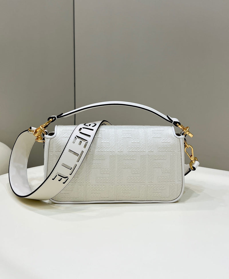 Bolsa FENDI Baguette