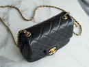 Bolsa CHANEL 18cm