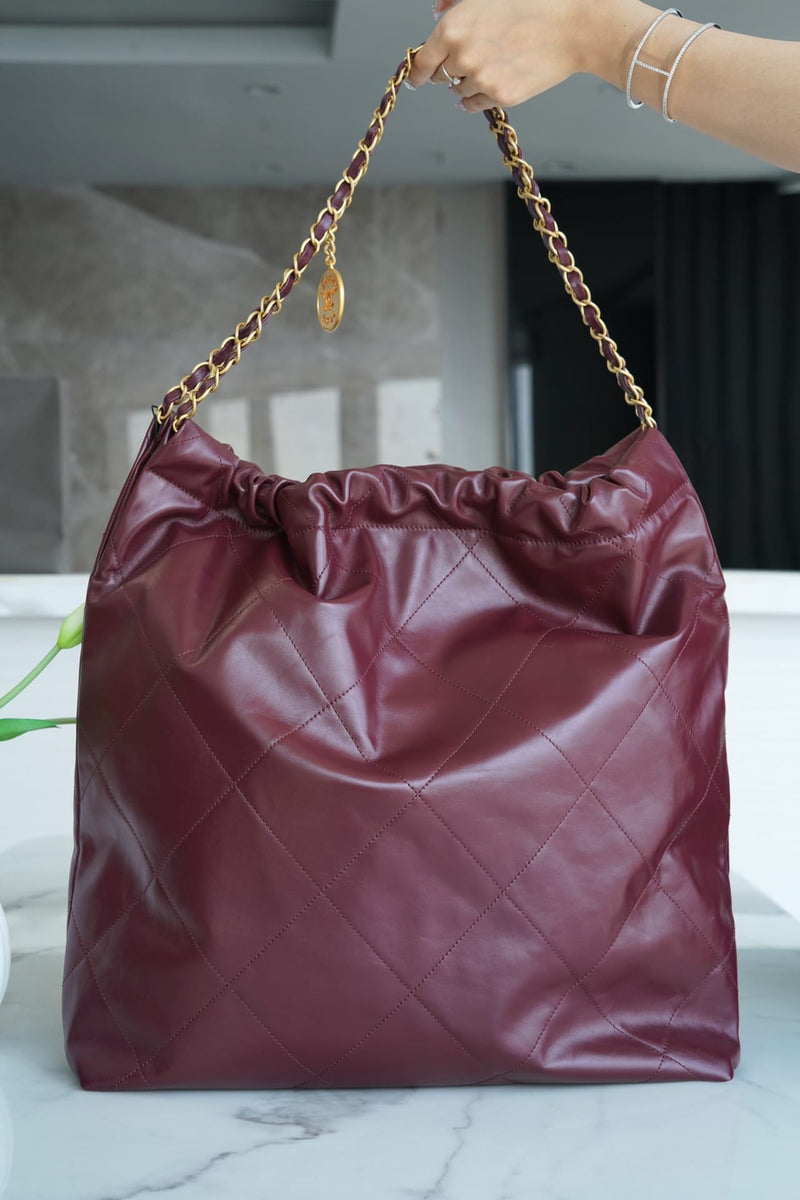 Bolsa CHANEL 22