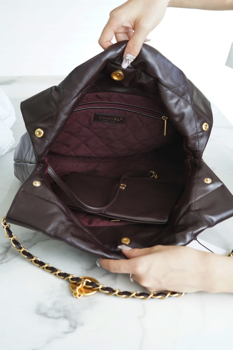 Bolsa CHANEL 22
