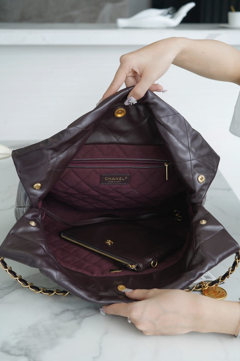 Bolsa CHANEL 22