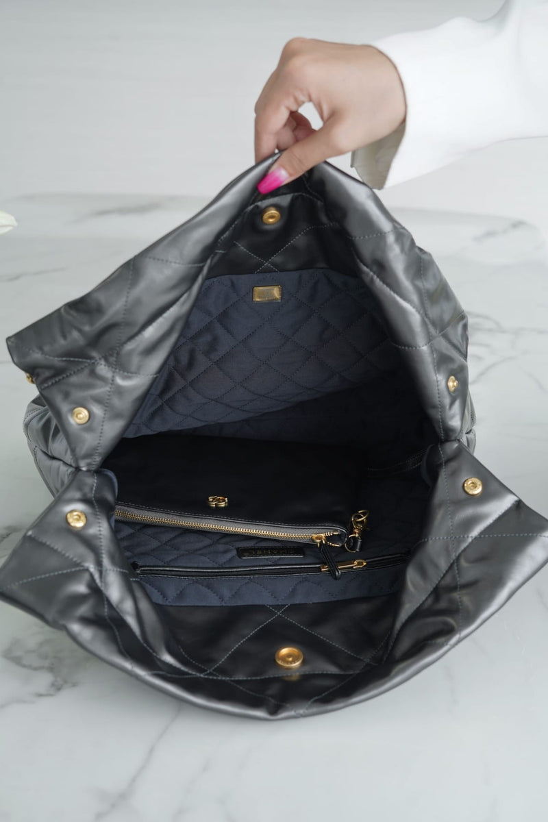 Bolsa CHANEL 22