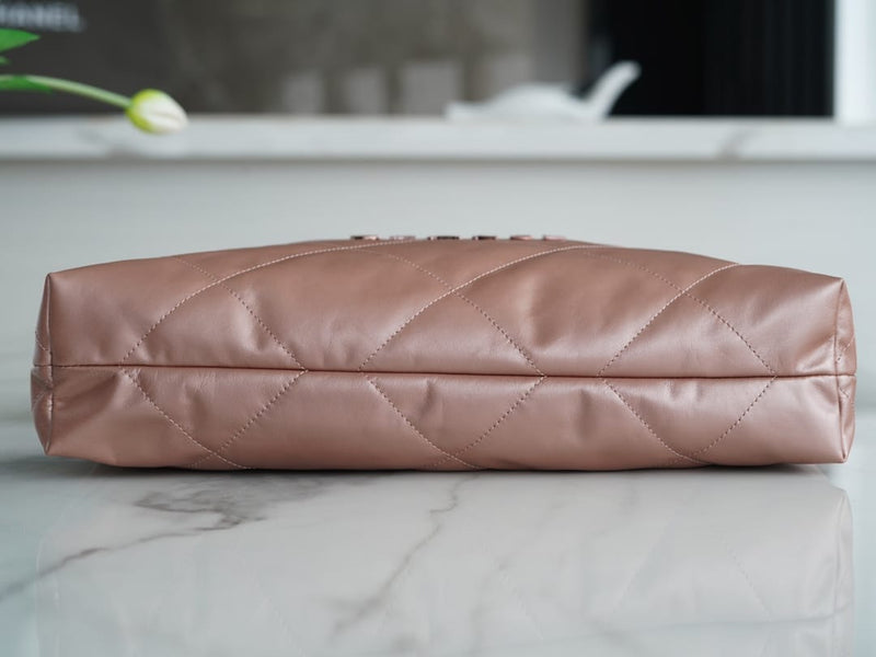 Bolsa CHANEL 22