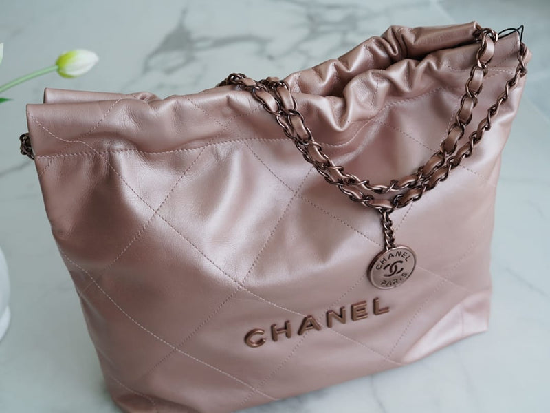 Bolsa CHANEL 22