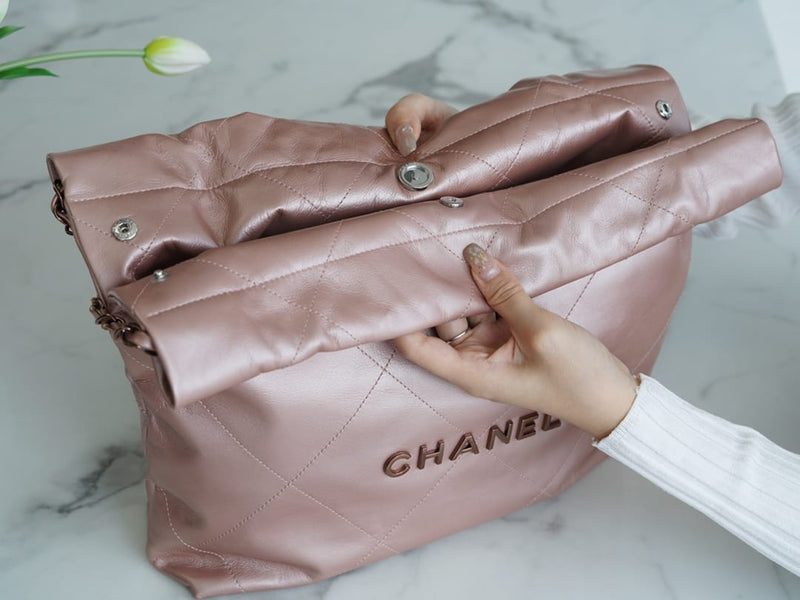 Bolsa CHANEL 22
