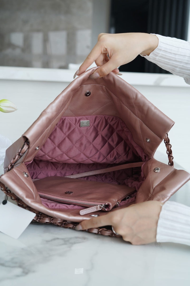 Bolsa CHANEL 22