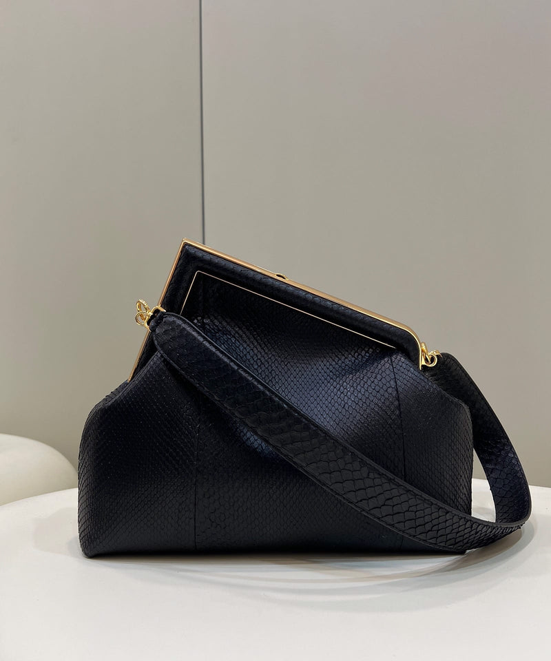 Bolsa FENDI first