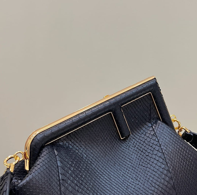Bolsa FENDI first