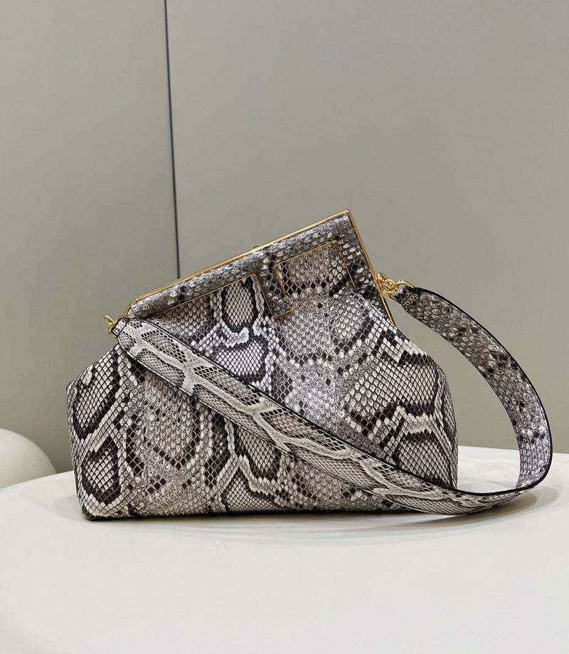 Bolsa FENDI first