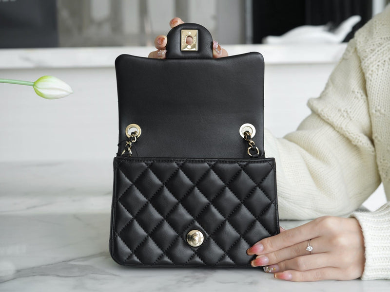 Bolsa CHANEL 23C CF18CM
