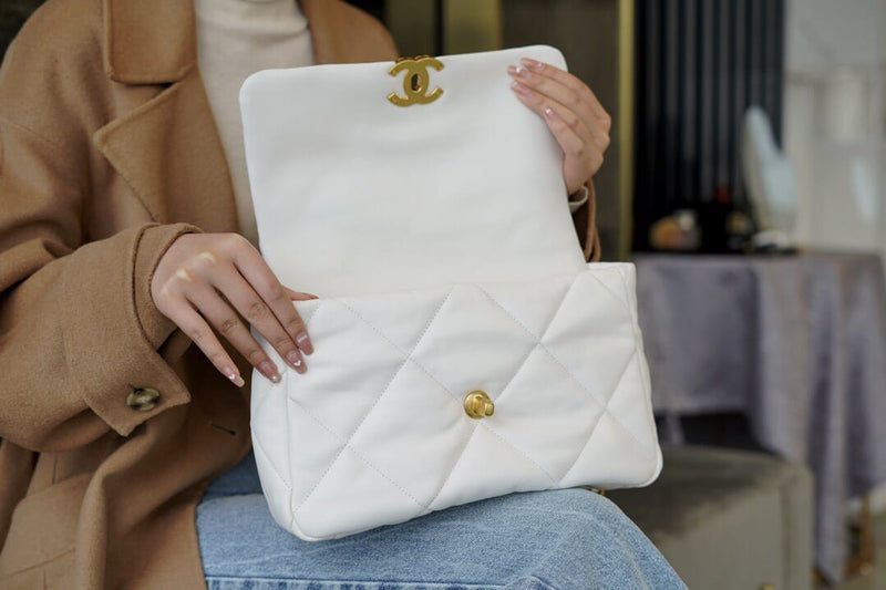 Bolsa CHANEL 30CM 19BAG