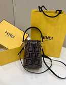 Bolsa FENDI LOGO 23