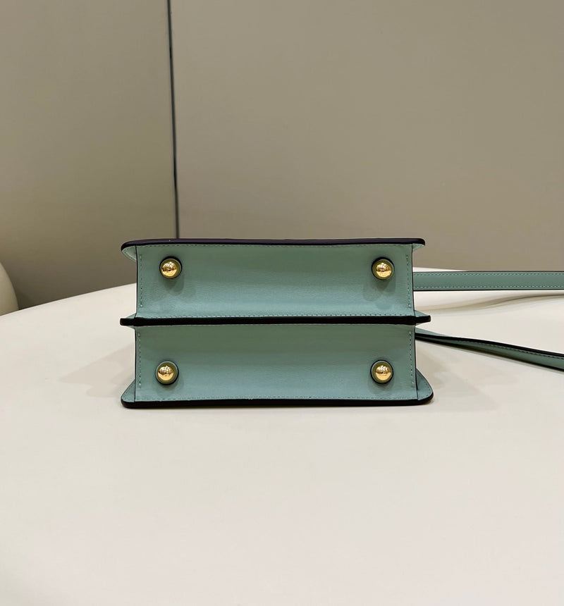 Bolsa FENDI peekaboo