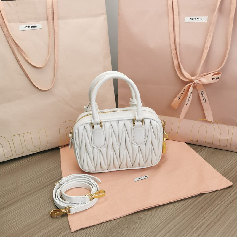 Bolsa MiuMiu too pretty