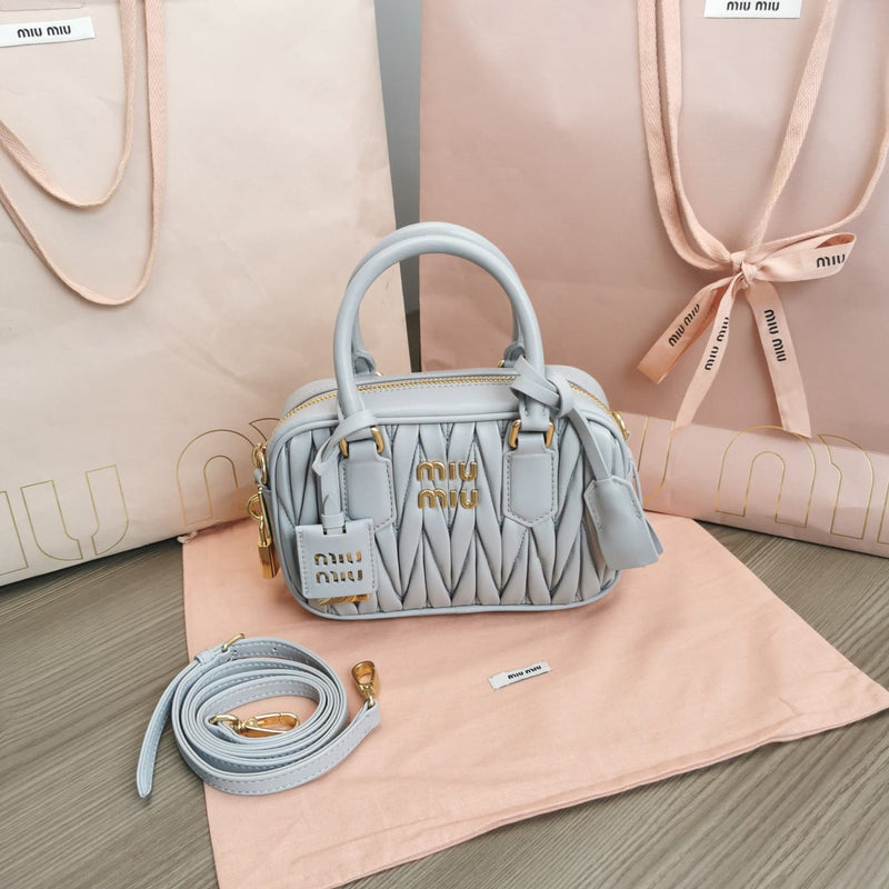 Bolsa MiuMiu too pretty