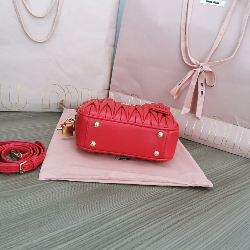 Bolsa MiuMiu too pretty