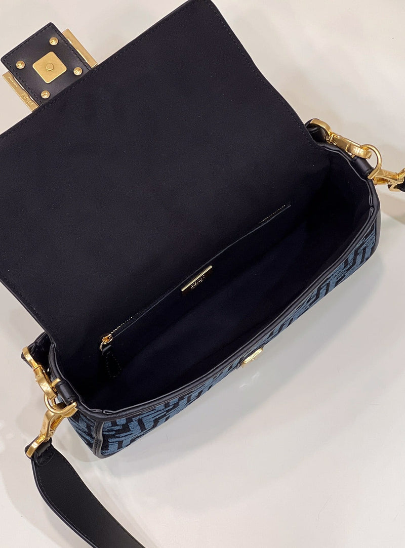 Bolsa FENDI Iconic Baguette