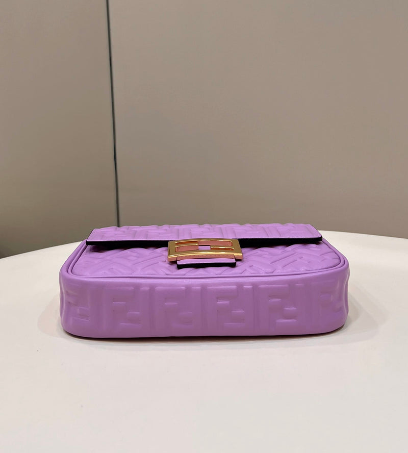 Bolsa FENDI baguette