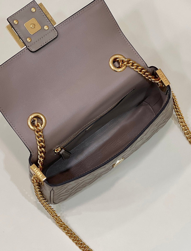 Bolsa FENDI baguette