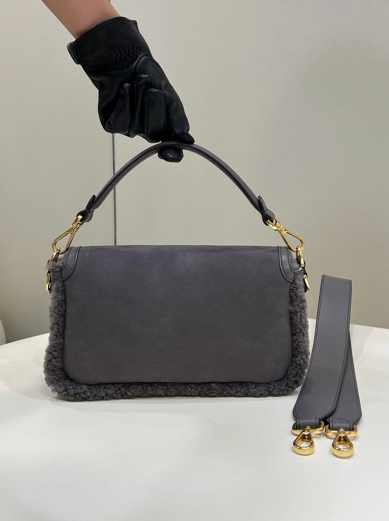 Bolsa FENDI baguette