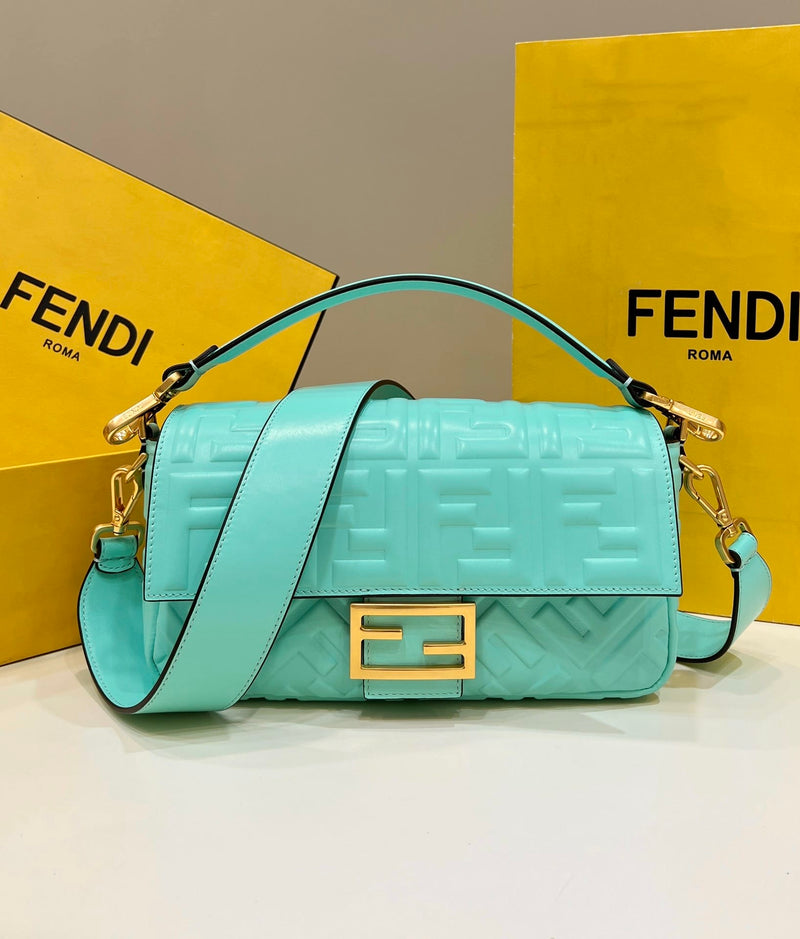 Bolsa FENDI Flogo Baguette