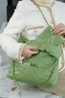 Bolsa CHANEL 22