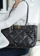 Bolsa CHANEL 19BAG TOTE