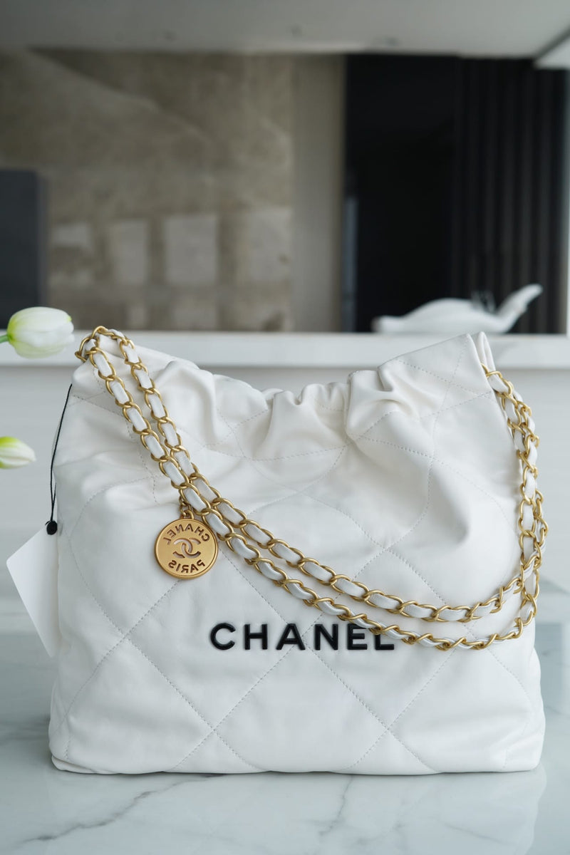 Bolsa CHANEL 22
