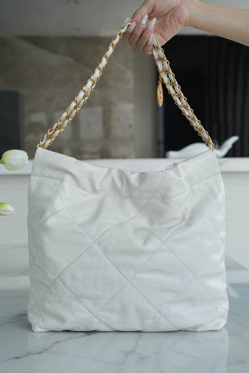Bolsa CHANEL 22