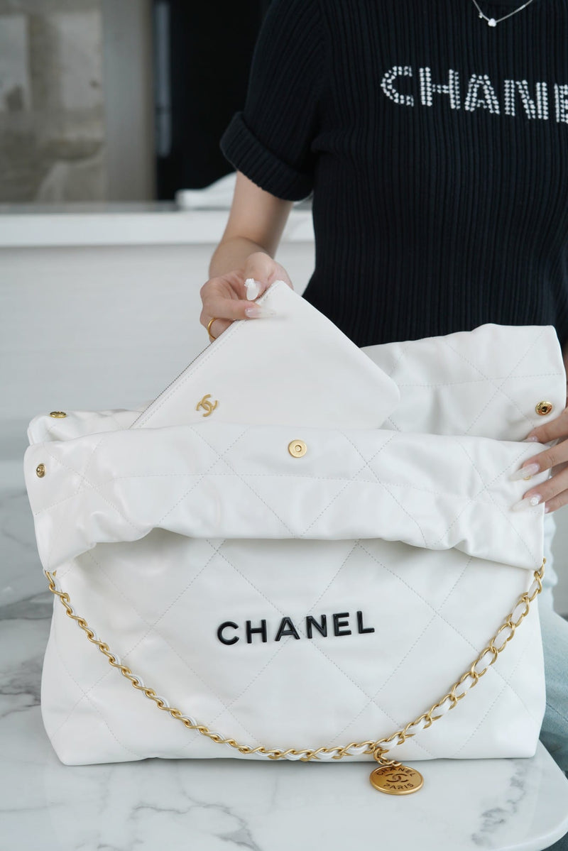 Bolsa CHANEL 22