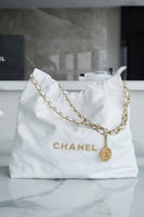 Bolsa CHANEL 22