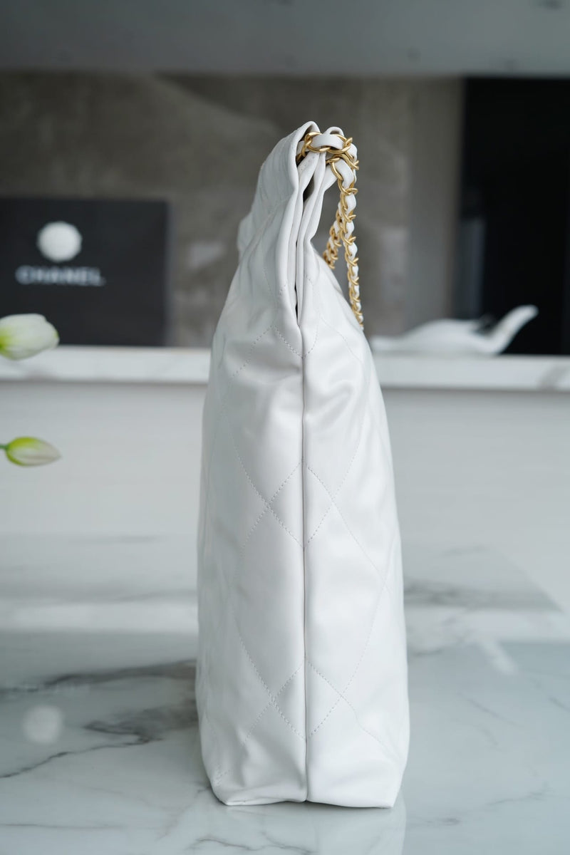 Bolsa CHANEL 22