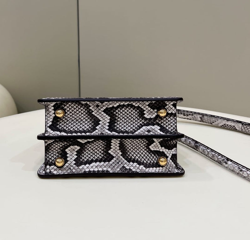 Bolsa FENDI Peekaboo