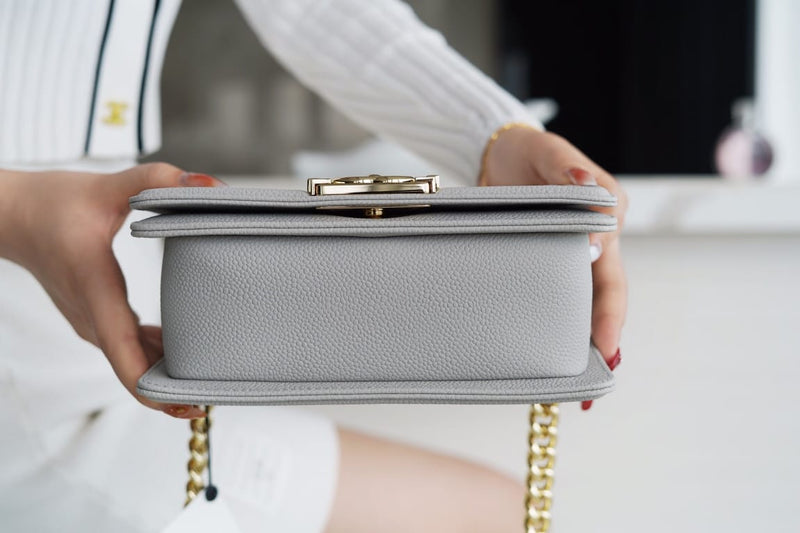 Bolsa CHANEL Leboy 20
