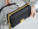 Bolsa CHANEL Leboy 25