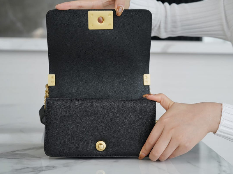Bolsa CHANEL Leboy 20