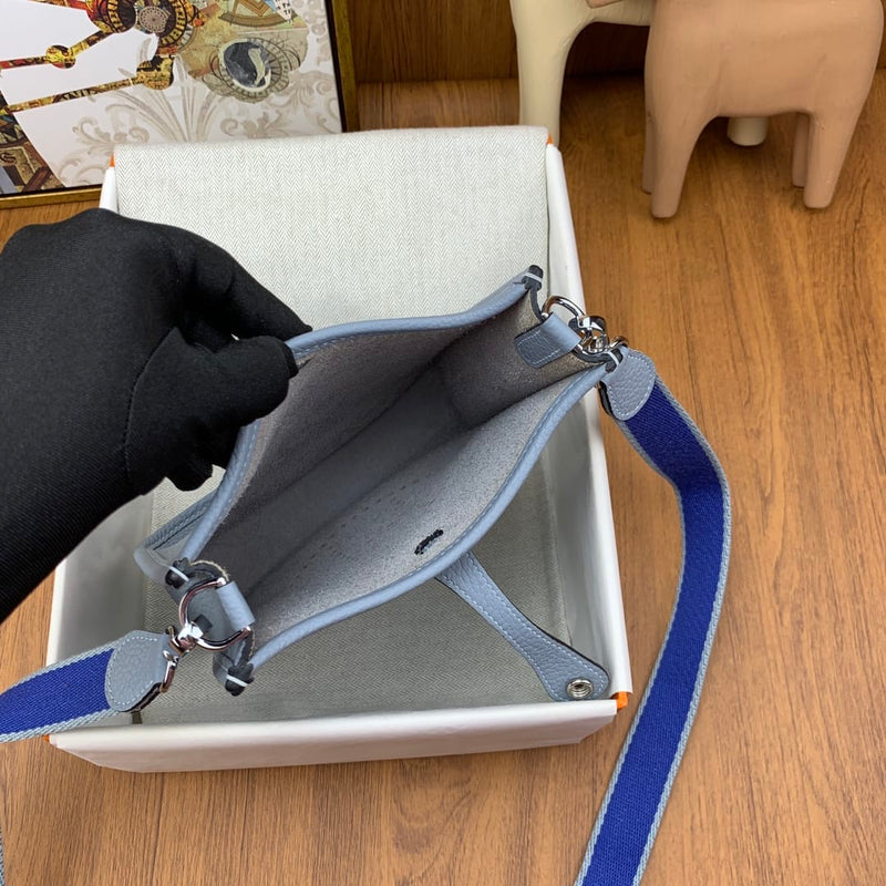 Bolsa Hermès Mini Evelyn 17cm Clemence J7