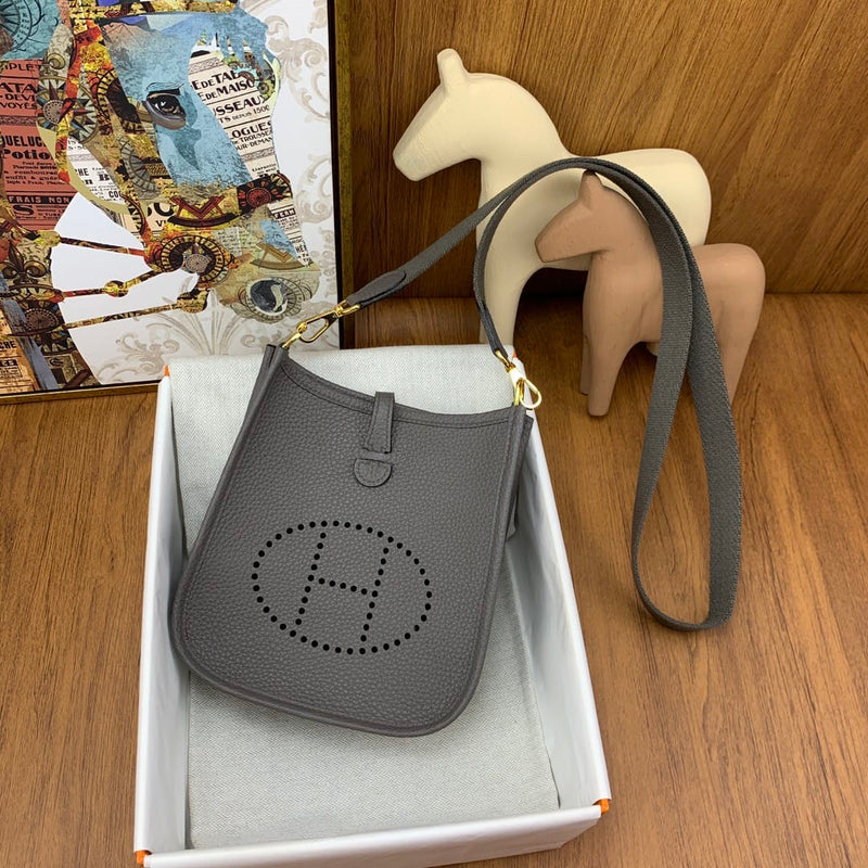 Bolsa Hermès Mini Evelyn 17cm Clemence 8f