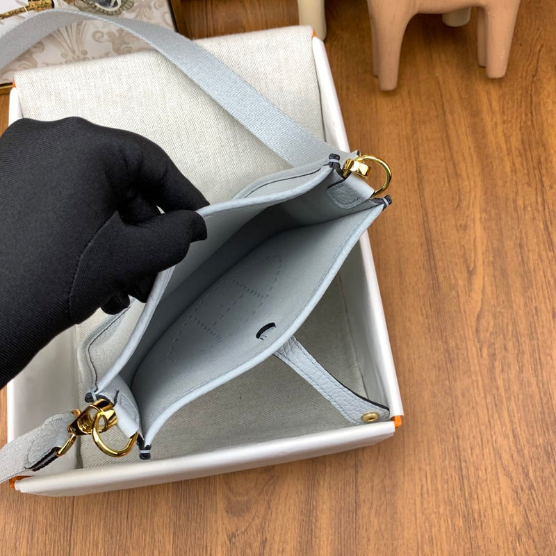 Bolsa Hermès Mini Evelyn 17cm Clemence TO