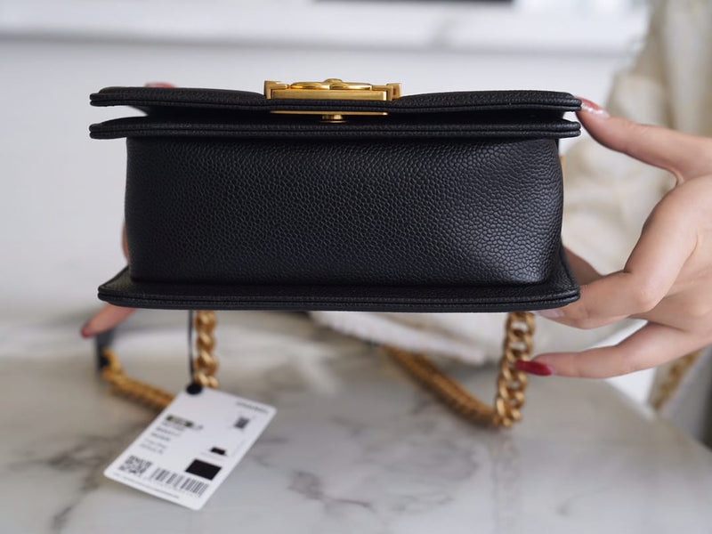 Bolsa CHANEL Leboy 25