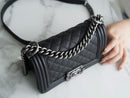 Bolsa CHANEL Leboy 25