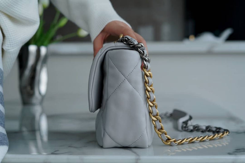 Bolsa CHANEL 26CM 19BAG