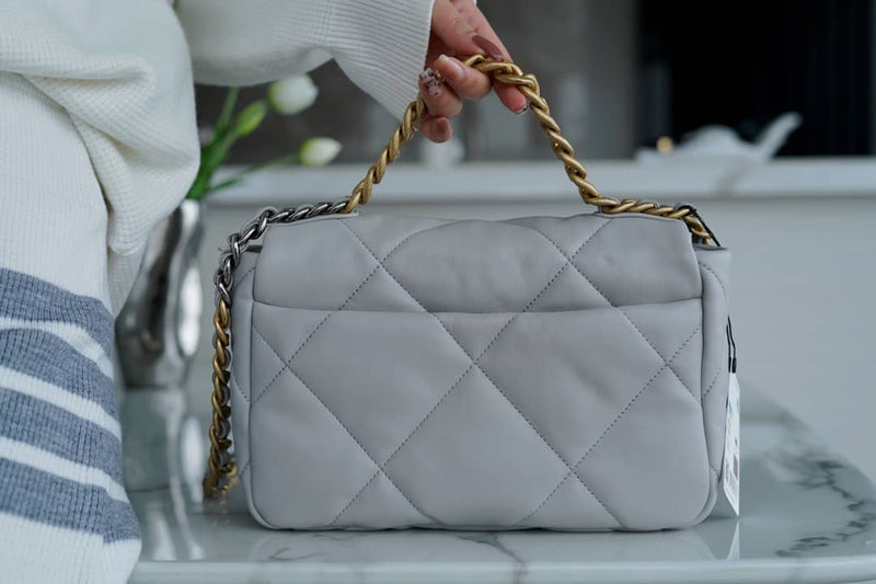 Bolsa CHANEL 26CM 19BAG
