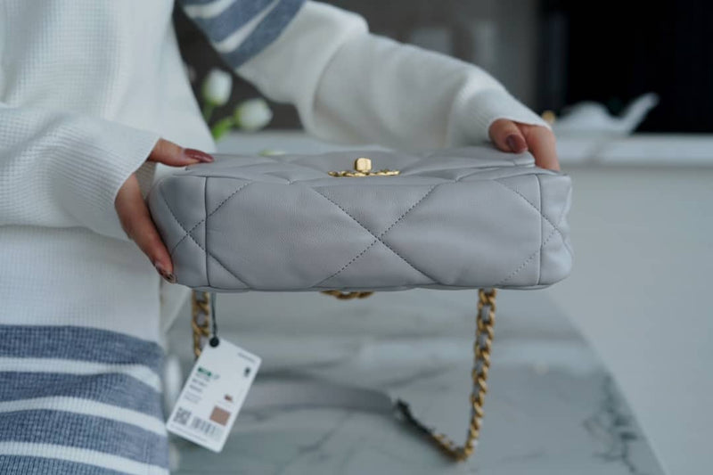 Bolsa CHANEL 26CM 19BAG