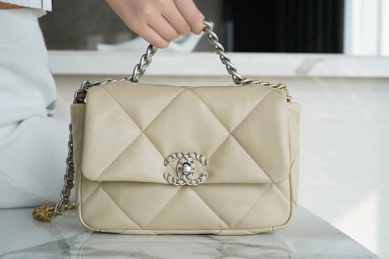 Bolsa CHANEL 26CM 19BAG