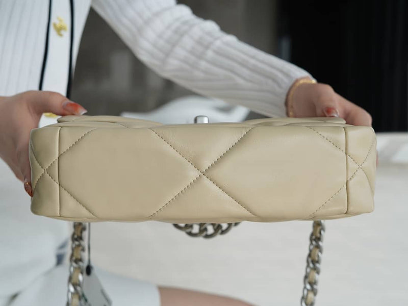 Bolsa CHANEL 26CM 19BAG
