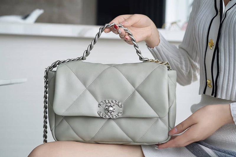 Bolsa CHANEL 26CM 19BAG