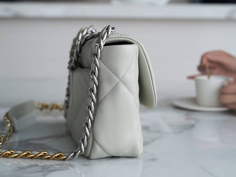 Bolsa CHANEL 26CM 19BAG