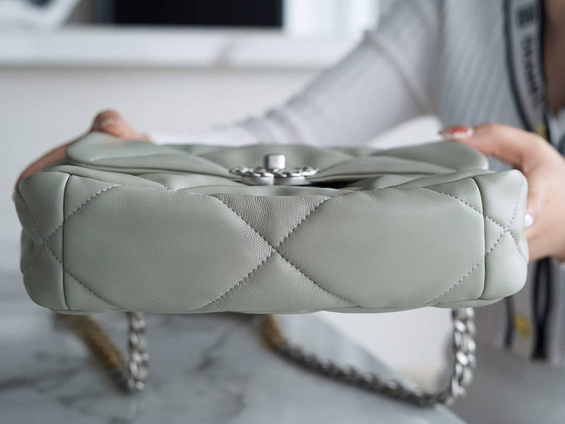 Bolsa CHANEL 26CM 19BAG